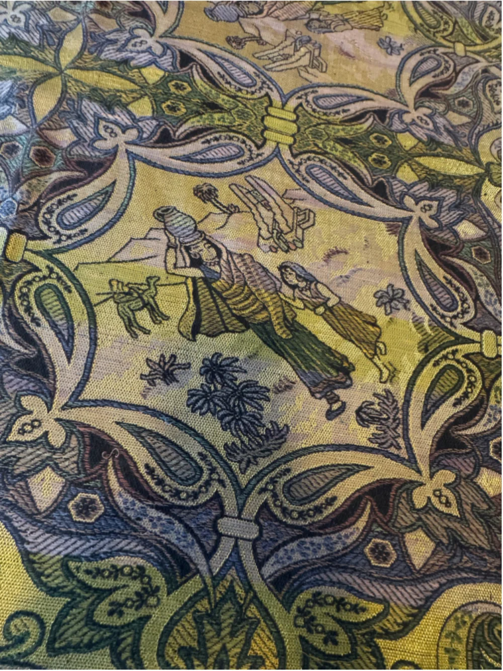 Vintage William Morris Style Woven Tapestry Throw Blanket 70x80 Camel Horse